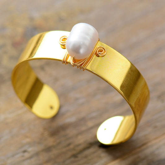 Handmade Freshwater Pearl & Gold Cuff Bangle